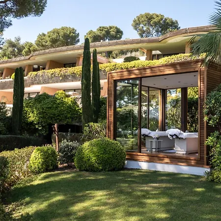 Grand-hotel Du Cap-ferrat, A Four Seasons 5* Saint-Jean-Cap-Ferrat