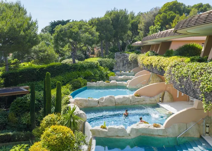 Grand-hotel Du Cap-ferrat, A Four Seasons 5* Saint-Jean-Cap-Ferrat