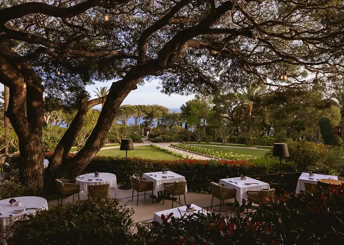 Hotel Grand-hotel Du Cap-ferrat, A Four Seasons 5*