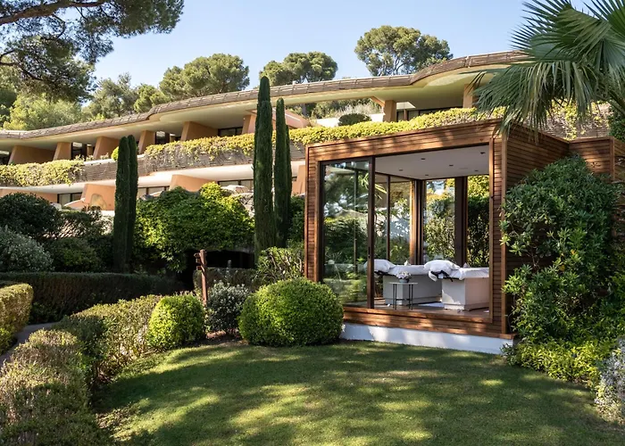 Grand-hotel Du Cap-ferrat, A Four Seasons 5* Saint-Jean-Cap-Ferrat
